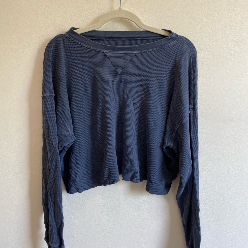 Brandy Melville cropped long-sleeve